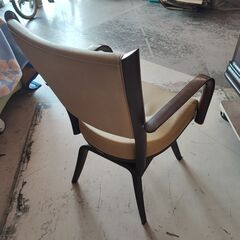 カリモク CT7324K242 回転式ダイニングチェア モカブラウン×アイボリー 高級モデル karimokuの画像