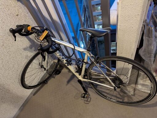 GIANT DEFY
