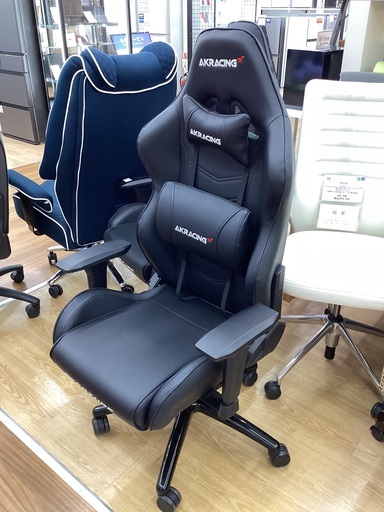 【トレファクマーケット久喜店】AK Racing　ゲーミングチェア