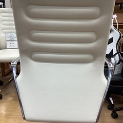 【トレファクマーケット久喜店】Vitra　ワークチェアーの画像