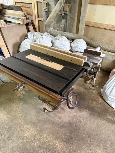 5月中に撤去　木工機械　昇降盤(替刃多数有り)