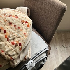 ニトリこたつテーブル(椅子、布団、ケーブル付)の画像