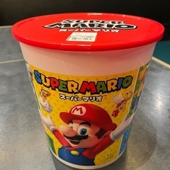 スーパーマリオのお菓子入りバケツの画像