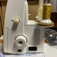 //受付終了しました//【ロックミシン　JUKI MO-113】　お譲りしますの画像