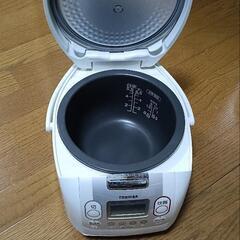 東芝　炊飯器　5合炊きの画像
