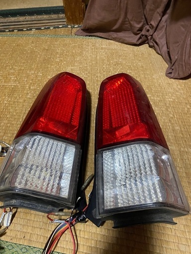 ワンオフテールランプmc21s