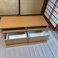 テレビボードの画像