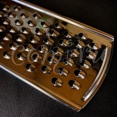 【Ｂ品】新品　チーズ おろし器 チーズグレーターの画像