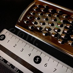 【Ｂ品】新品　チーズ おろし器 チーズグレーターの画像