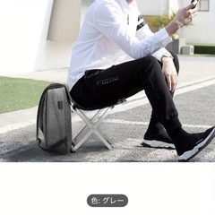 折りたたみ椅子付リュックサックの画像