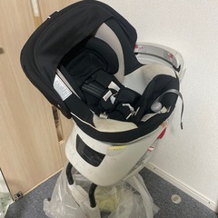 回転するチャイルドシートの画像