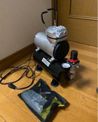 [お譲り先決定]未使用品　ミニコンプレッサー