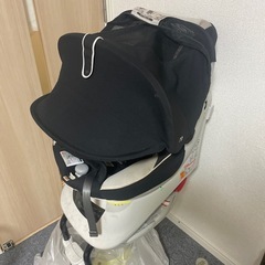 回転するチャイルドシートの画像
