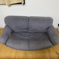 中古のソファ