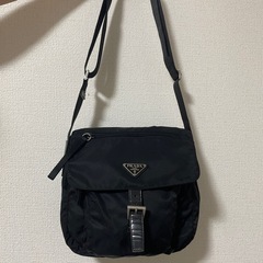プラダ　バッグの画像