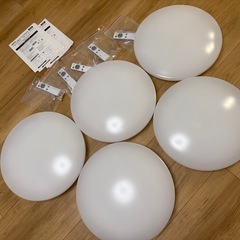 定価2.5万円　新品　シーリングライト×5つ