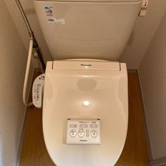 中古の温水洗浄便座