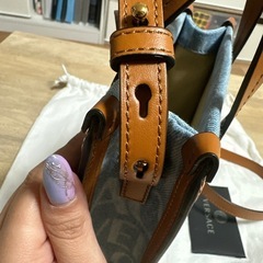 ベルサーチ トートバッグの画像
