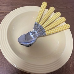 値下げしました！【最終価格】　200円→100円→50円　カレー皿　5セット　黄色の画像