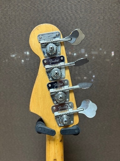 週末値引き　1977年製フェンダー　ジャズベース　ビンテージ　