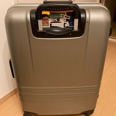 スーツケース、キャリーケースの画像