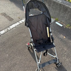 ベビーカー
