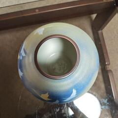 【新品】九谷焼  光崖作  金雲鶴  花瓶  台付の画像