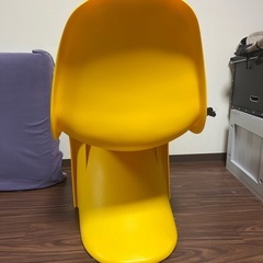 ダイニングチェア北欧 おしゃれ パントンチェアの画像