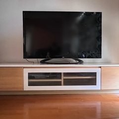 テレビ本体とテレビボード