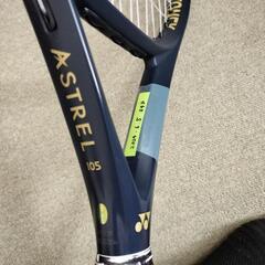 YONEX、ヨネックス　ASTREL 105　硬式テニスラケット 1本の画像