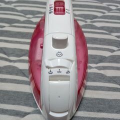 ☆コードレススチームアイロン美品(^.^)　使用回数少ないです☆の画像