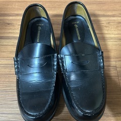 学生ローファー