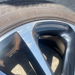 WREST 245/45R19 4本 20ヴェルファイアに使用の画像