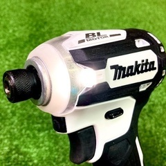 ★超美品★マキタ/TD171D/インパクトドライバーセット 18V ★新品6.0Aバッテリー×2・新品ハードケース付★検索用 TD170/TD172 TD149 TD148の画像