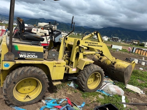 三菱WS200Aホイールローダ