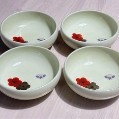 梅の花の器 食器 小鉢の画像