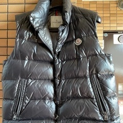 モンクレールMONCLERダウンベスト