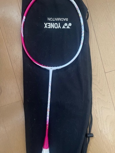 YONEXアストロクス70BP日本限定モデル ピンク&ホワイト