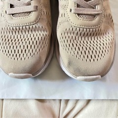 イグニオ IGNIO カラーラン スニーカー ベージュ　24.0センチの画像
