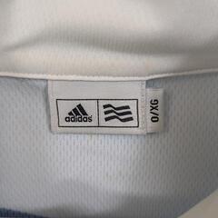 新品　アディダス　洋服の画像