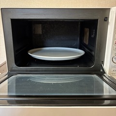 電子レンジ　SHARP RE-S207-Wの画像