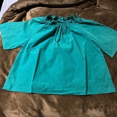綿のブラウス
