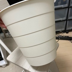 ゴミ箱　ダストボックス　IKEA 白