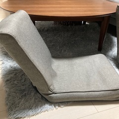 折り畳める座椅子　2個セットの画像
