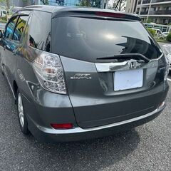 フイットシャトル　HV　６万キロ台　車検2027.5　ナビ　TV　バックカメラ　ETC　タイヤ新品の画像