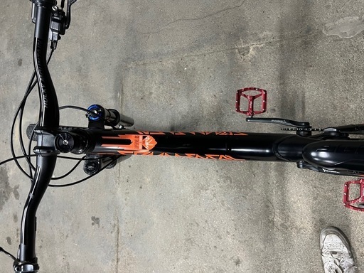 commencal meta trail 27.5 フルサスMTB (ゆき) 杉田の