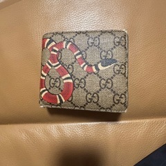 GUCCI財布
の画像