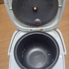 炊飯器の画像