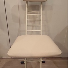 折りたたみチェア　白　　