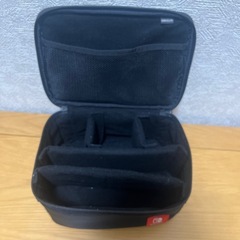 Nintendo Switch 持ち運び用ケースの画像